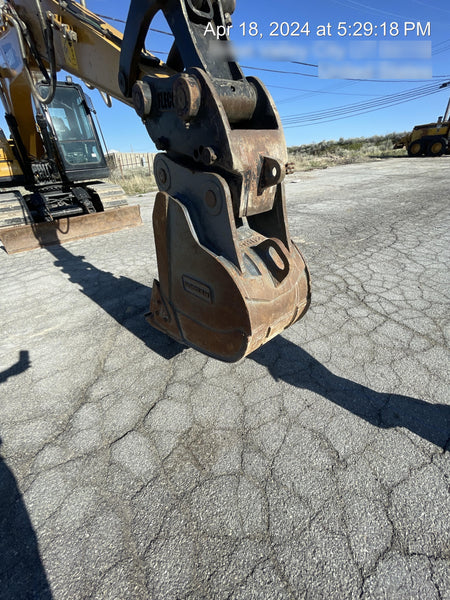 2020 DOOSAN 24" Bucket-Doosan