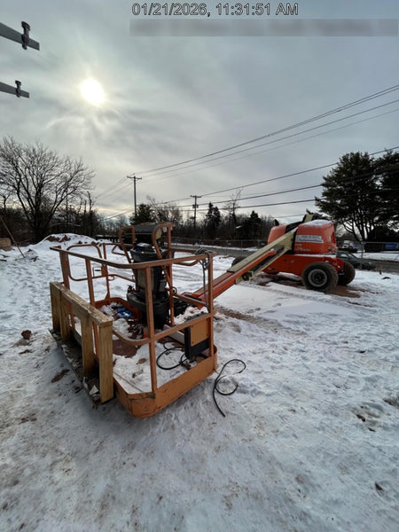 2021 JLG 400S