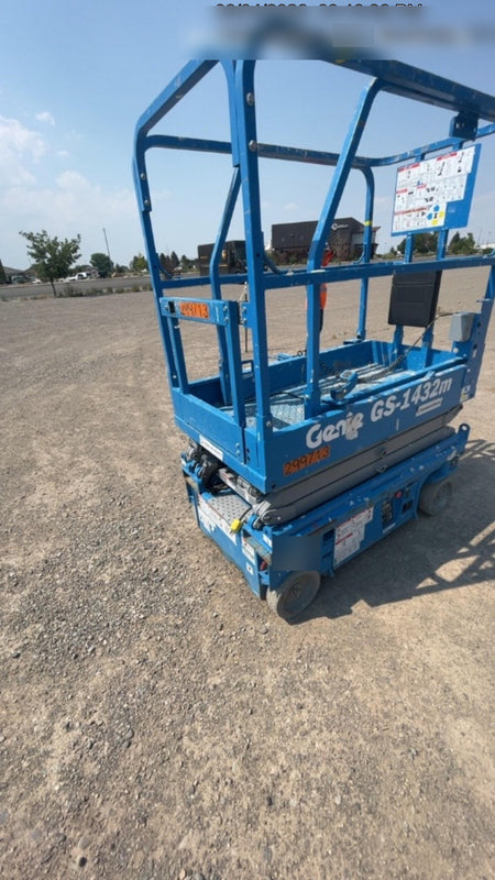 2023 GENIE GS-1432