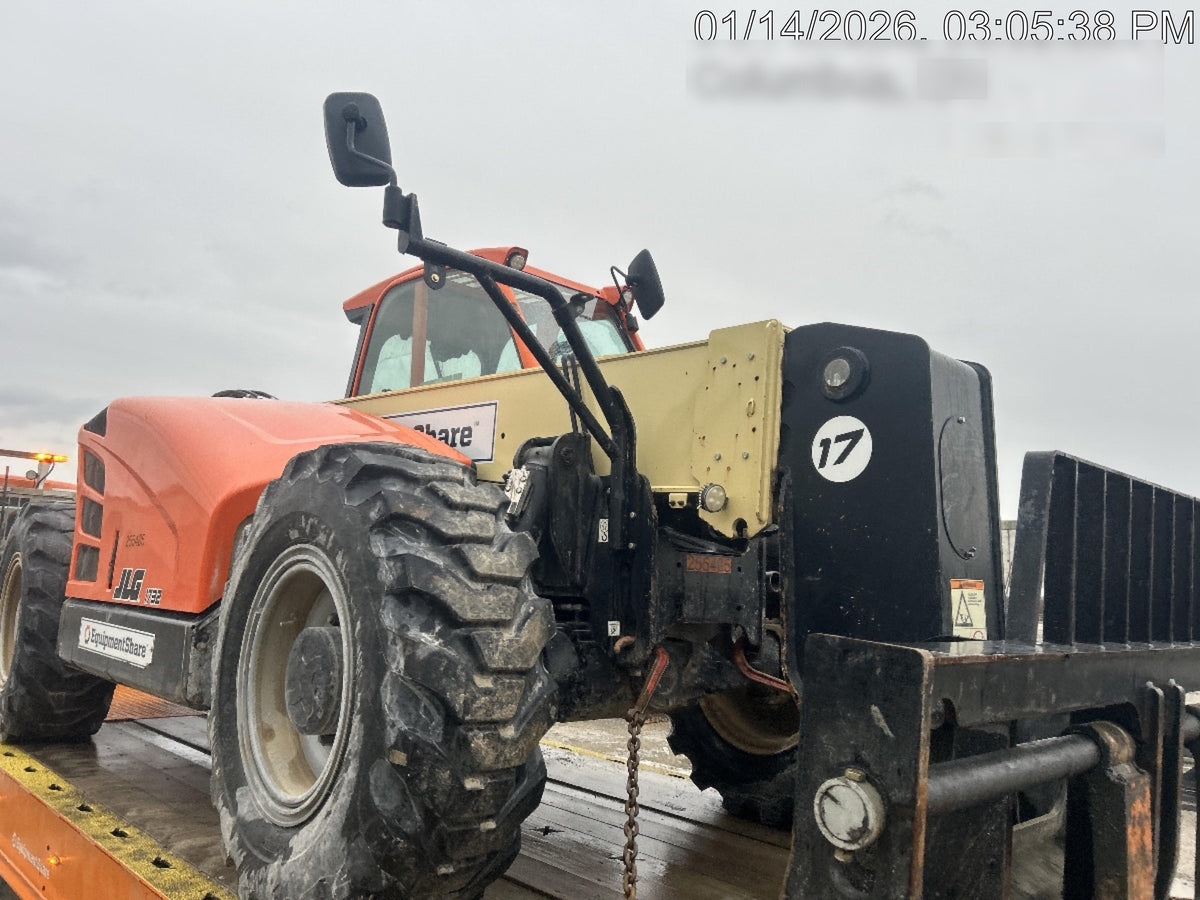 2022 JLG 1732