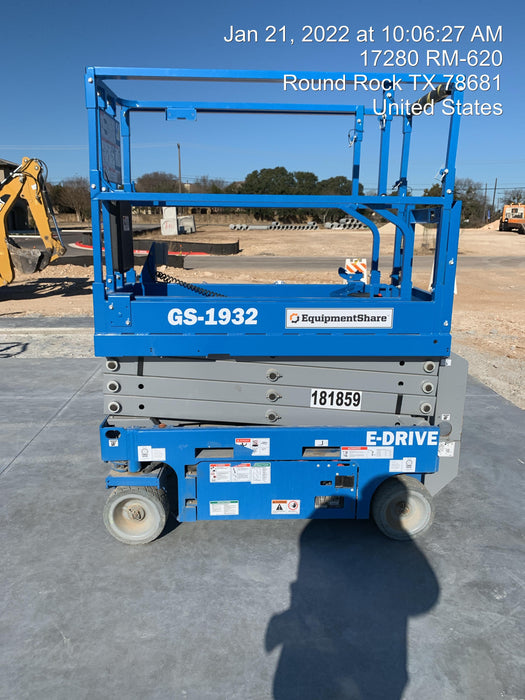 2021 GENIE GS-1932