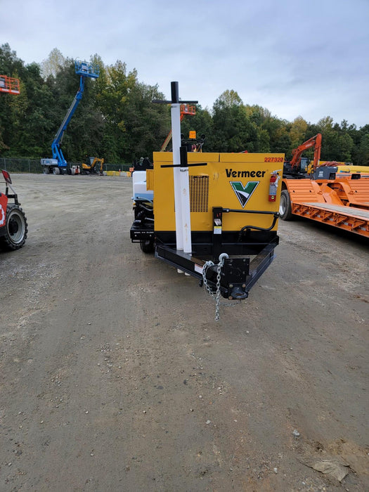 2022 Vac-Tron LP573XDT T4 Koehler Diesel Engine, 500 Gallon Debris Tank, x2 100 Gallon Water Tanks