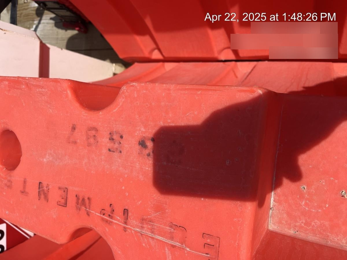 2023 HOUSTON BARRICADE WFB42