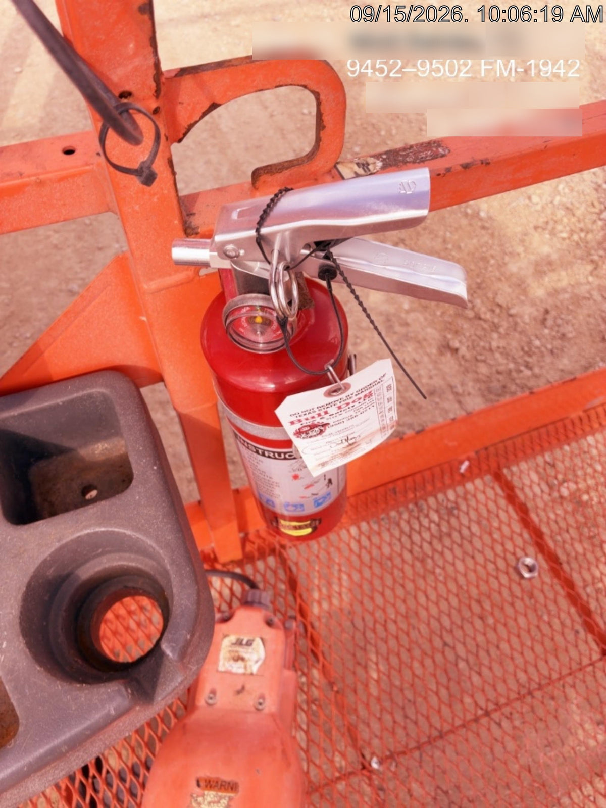 2023 JLG 860SJ