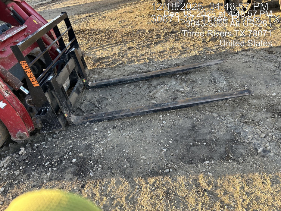 2025 ARROW MATERIAL HANDLING 24" Pallet Fork Frame