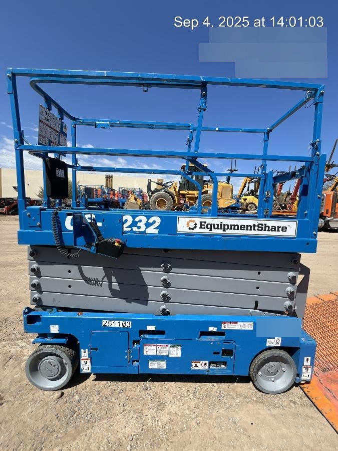 2022 GENIE GS-3232