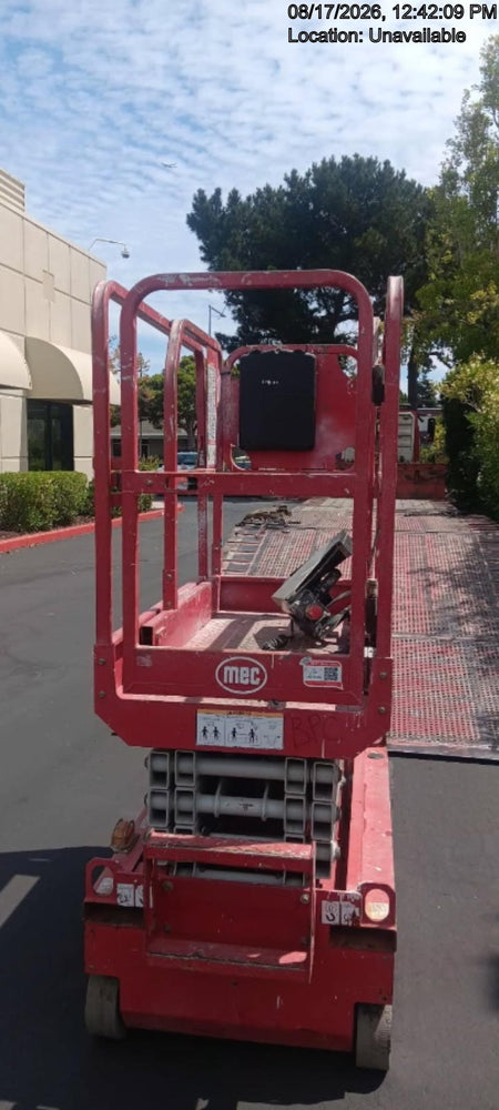 2020 MEC 1330SE Solid NM Tires, Steel Swing out Doors, LCS, Beacon, 900W Inverter