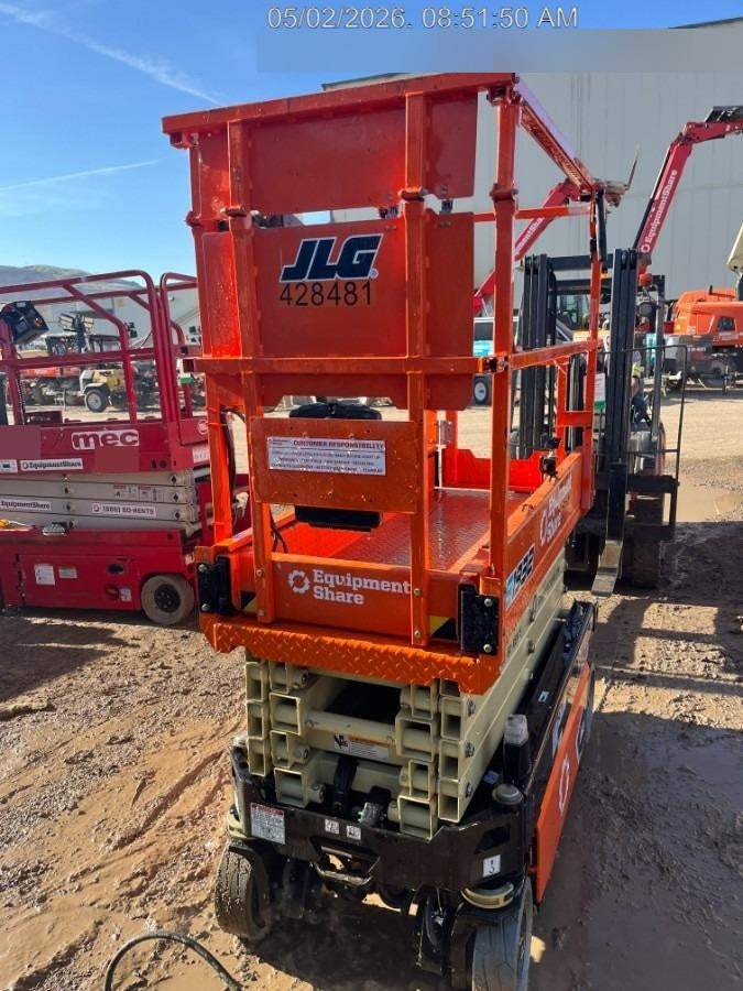 2024 JLG ES1932