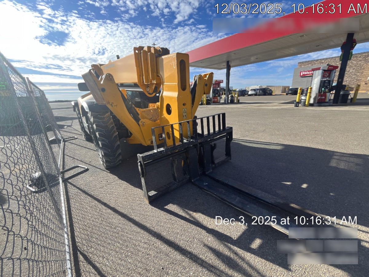 2023 JCB 510-56