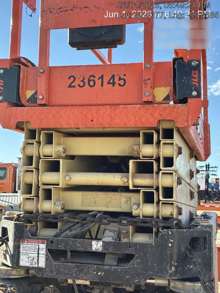 2022 JLG ES1932