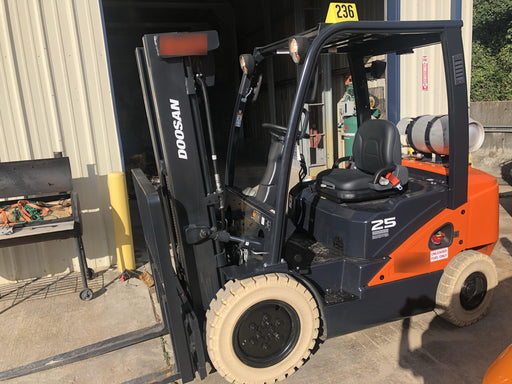 2018 DOOSAN G25P-7