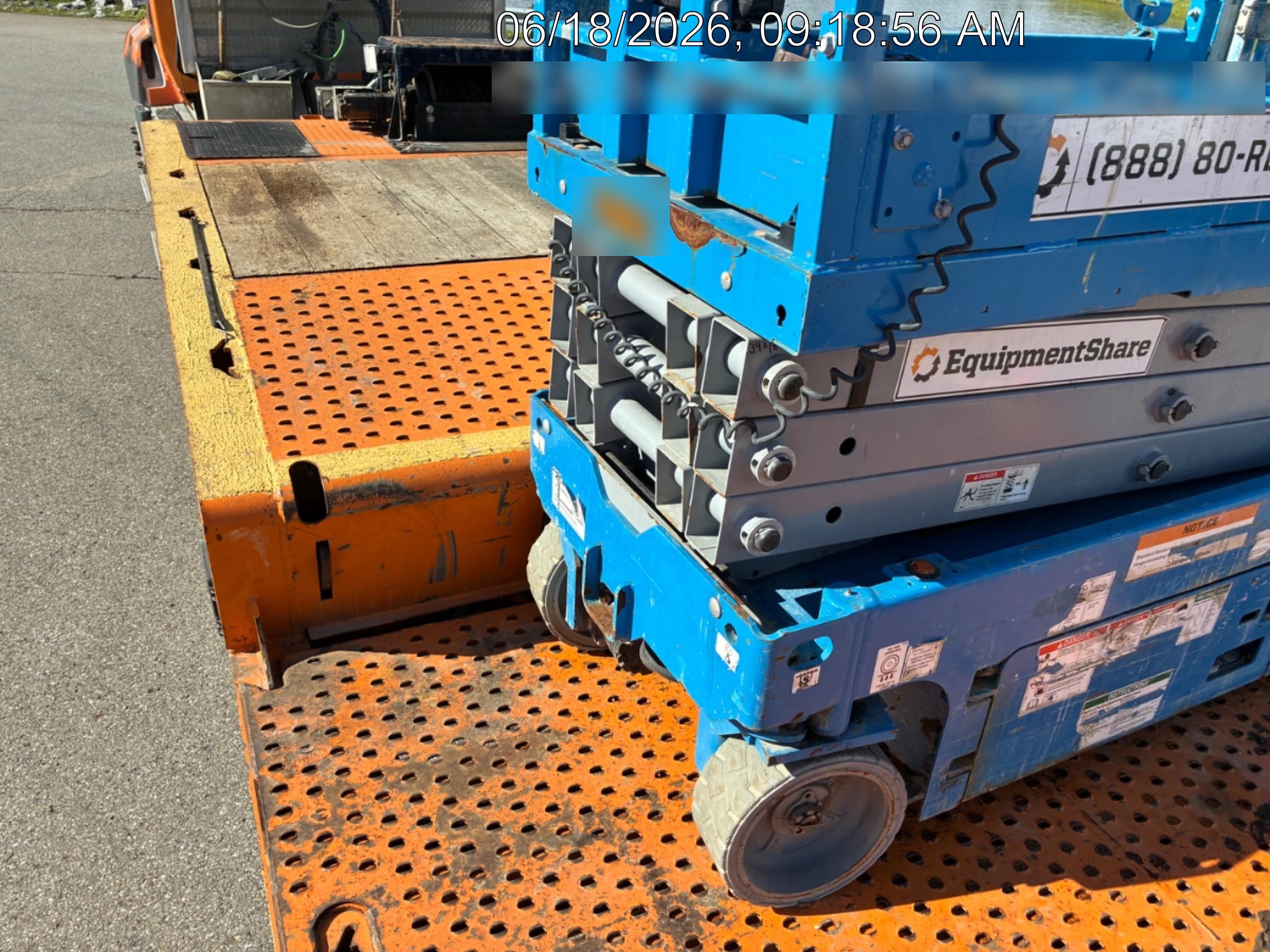 2020 Genie GS-1930 Solid Non Marking Tires, Beacon, Folding rails with half height swing gate