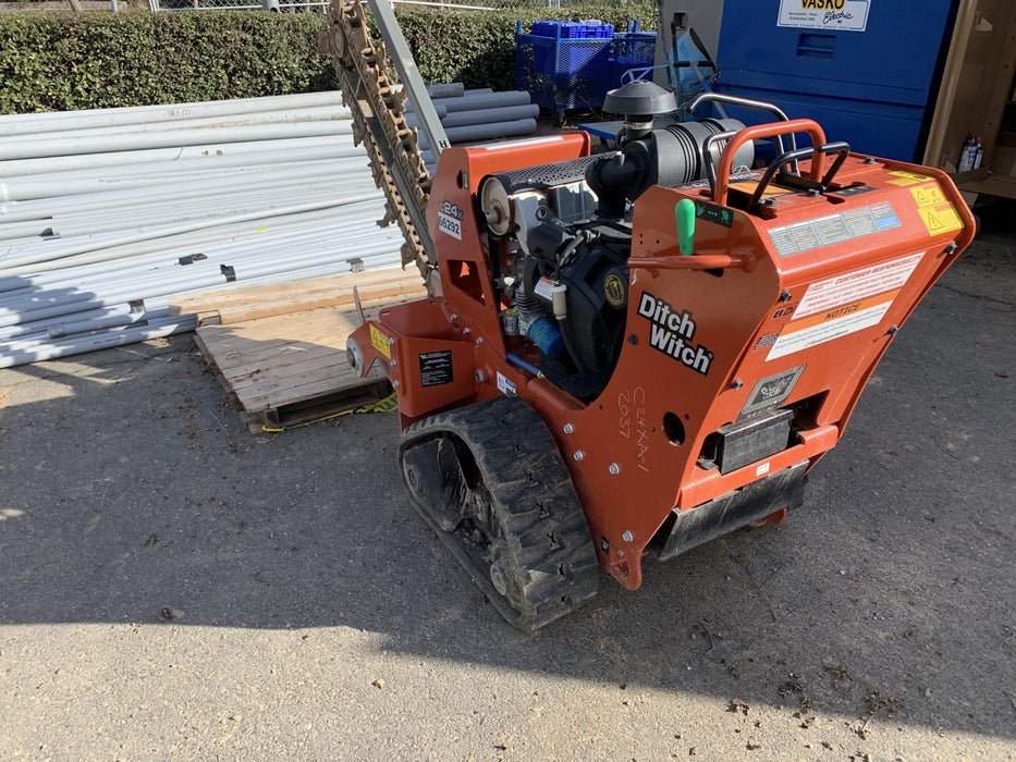 2020 DITCH WITCH C24XA
