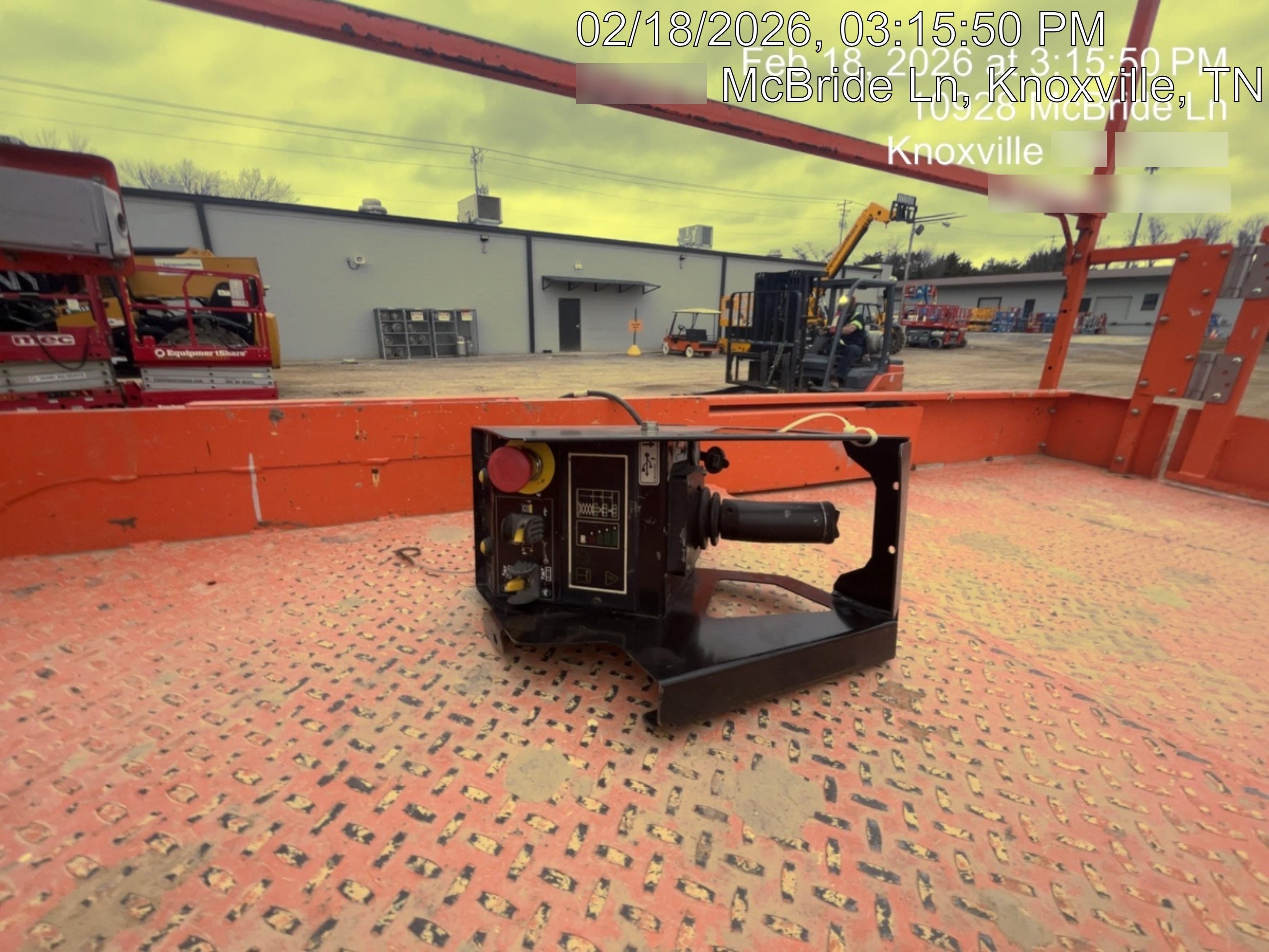 2022 JLG ES3246