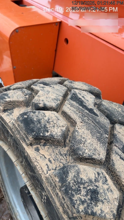 2020 Skytrak 8042 74 Hp, FF Tires, Work Lights, Beacon, Aux Hydraulics, Back up Alarm, Lifting Eye, ES Decals