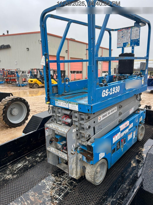 2019 Genie GS-1930 Fixed Rails with Chain Entry