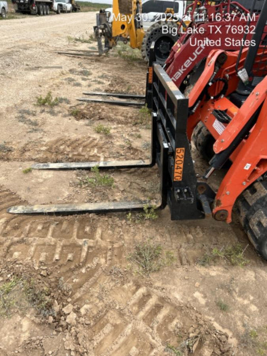 2025 ARROW MATERIAL HANDLING 60" Pallet Forks - Arrow