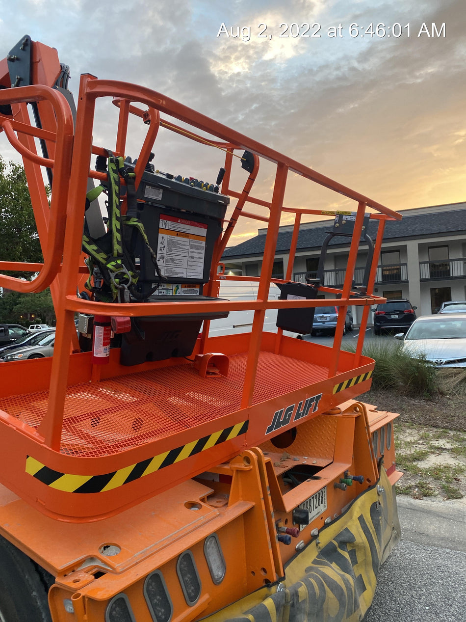 2022 JLG 860SJ