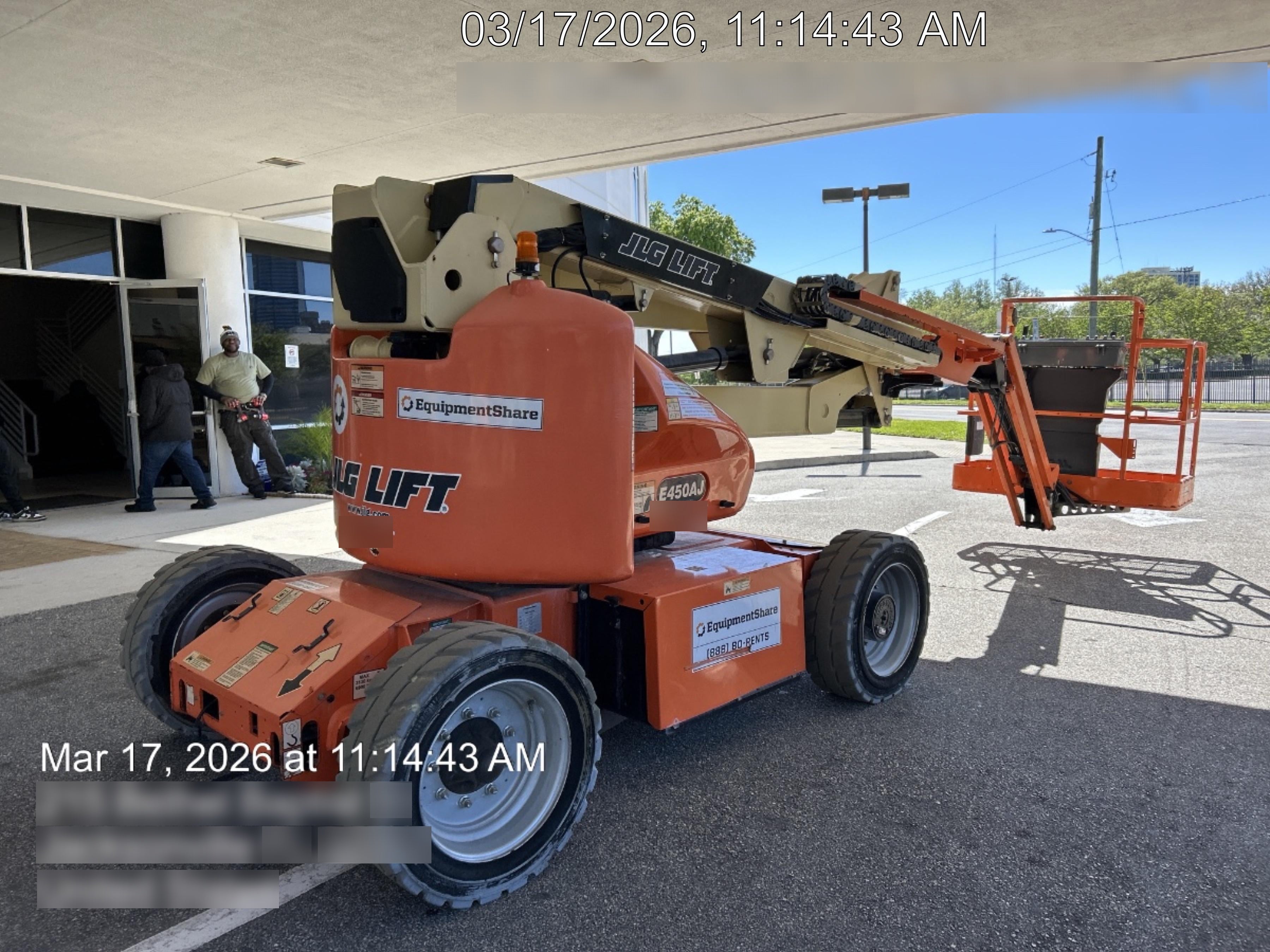 2019 JLG E450AJ