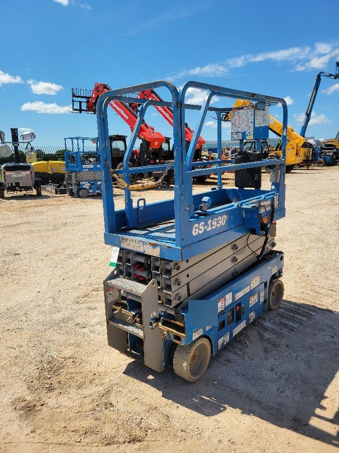 2018 Genie GS-1930 Genie GS-1930 Scissor Lift w/Standard Options