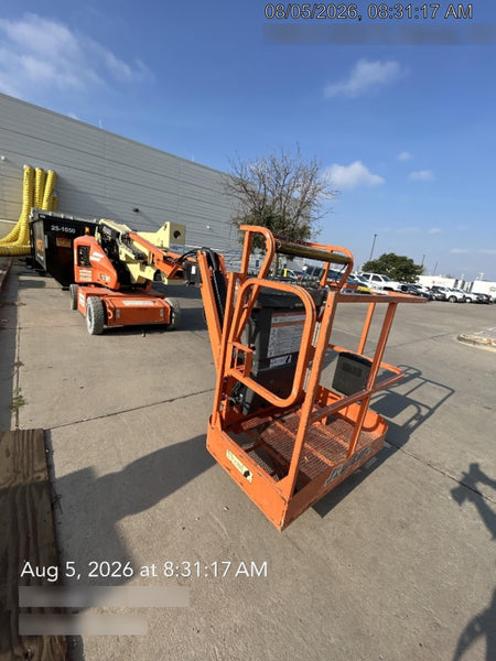 2019 JLG E400AJPN