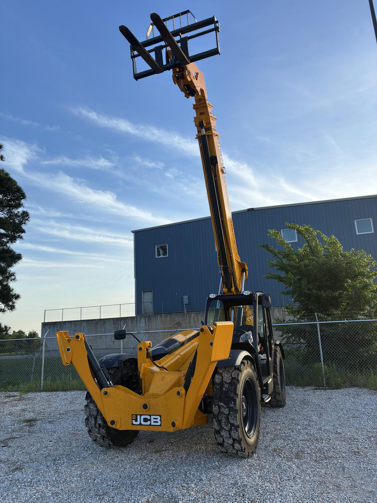 2026 JCB 512-56