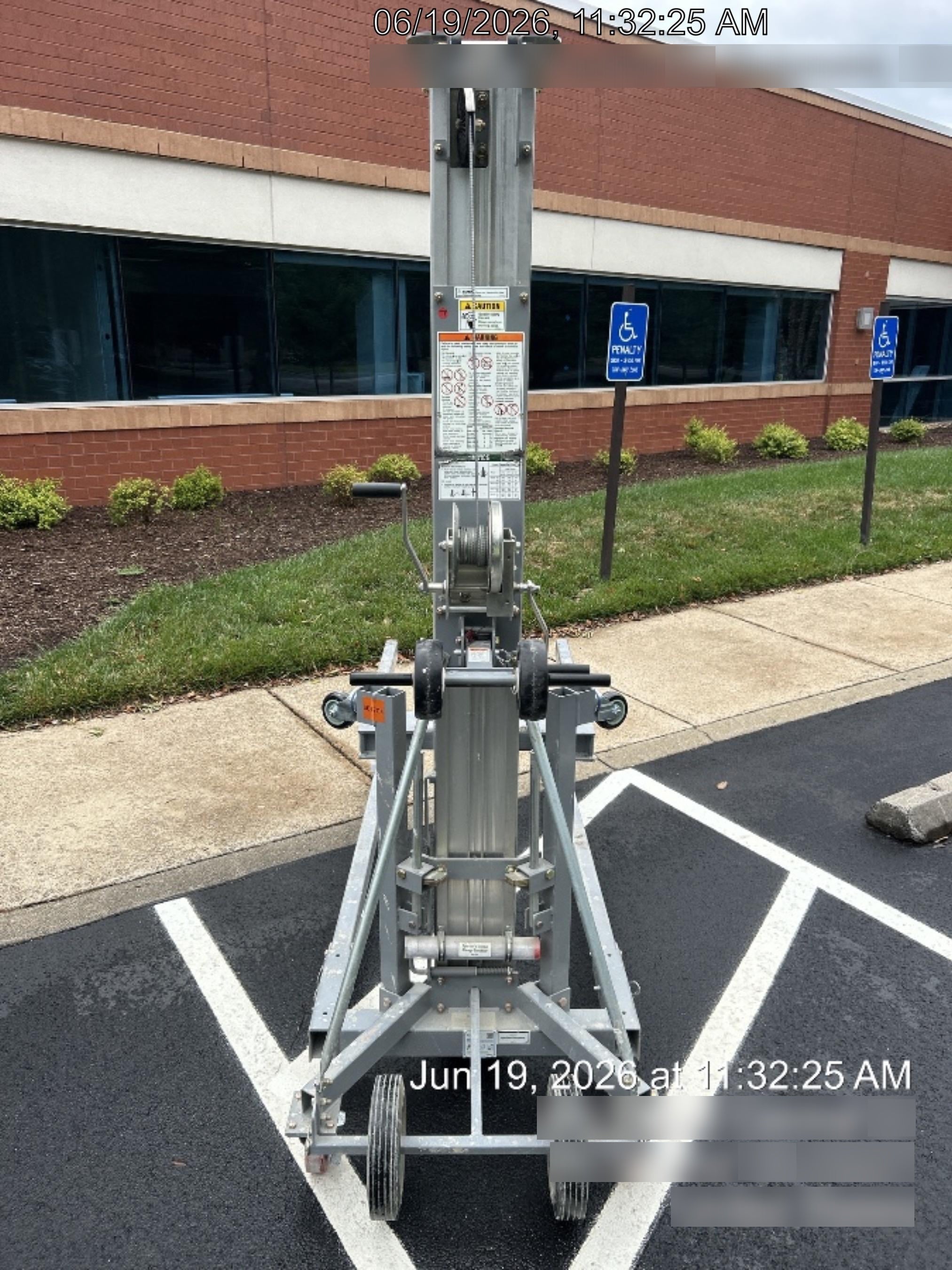 2025 GENIE SLC-24