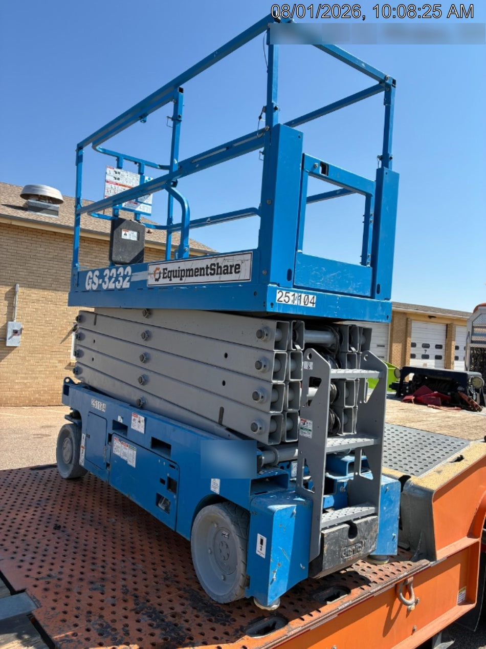 2022 GENIE GS-3232