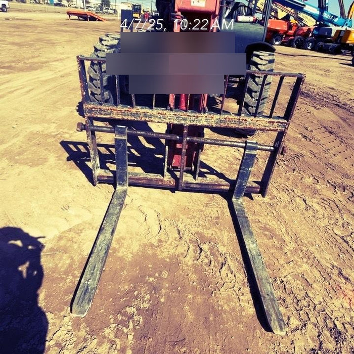 2012 MANITOU MTA8044