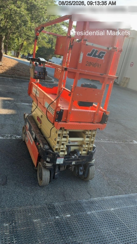 2022 JLG ES1932