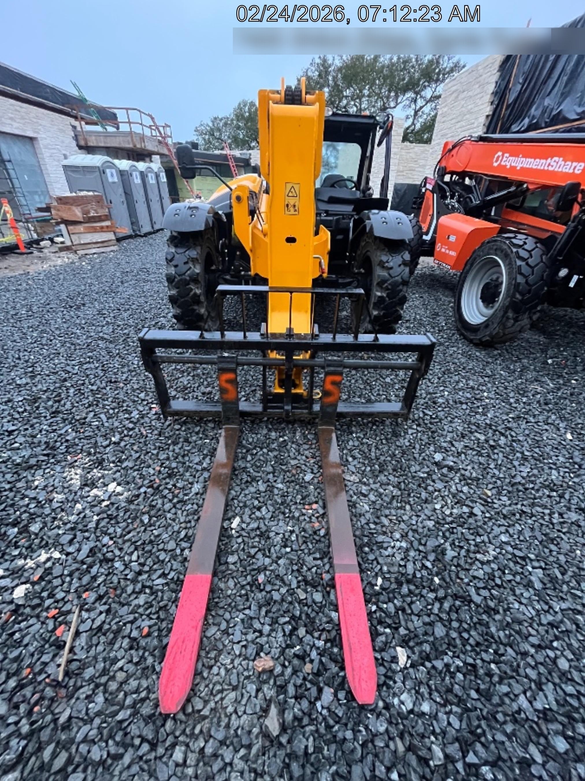 2025 JCB 509-42