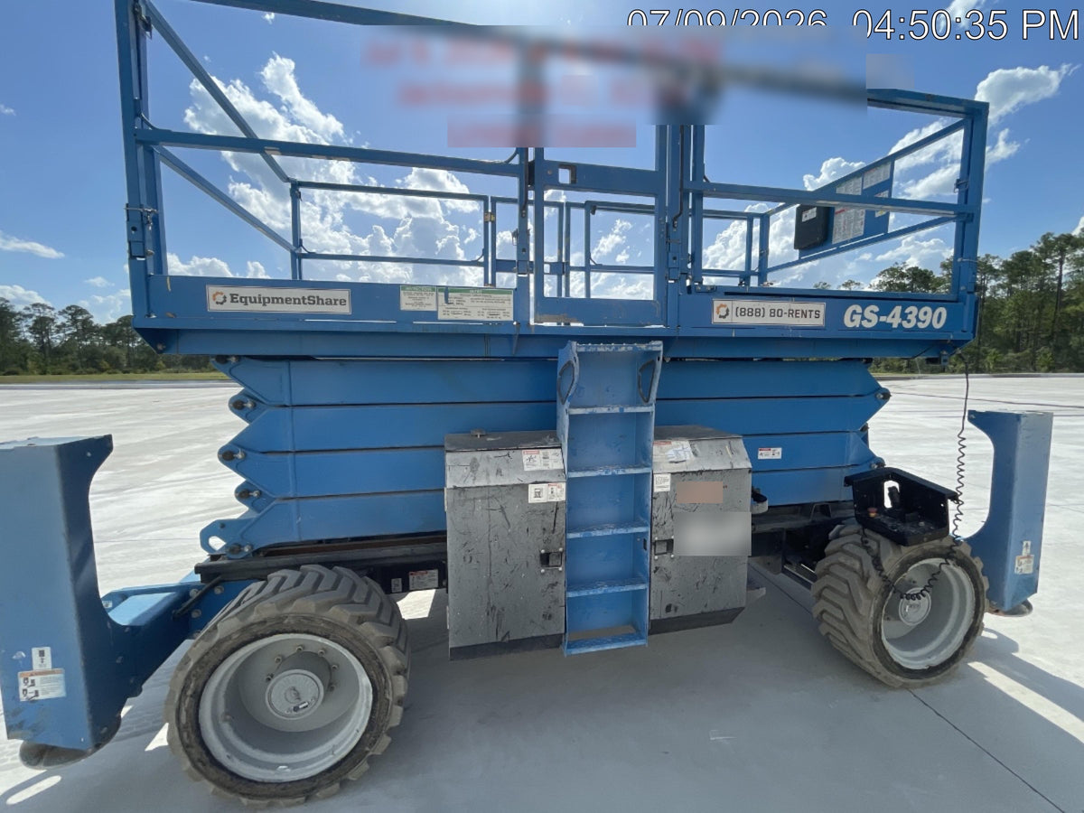 2020 GENIE GS-4390 RT