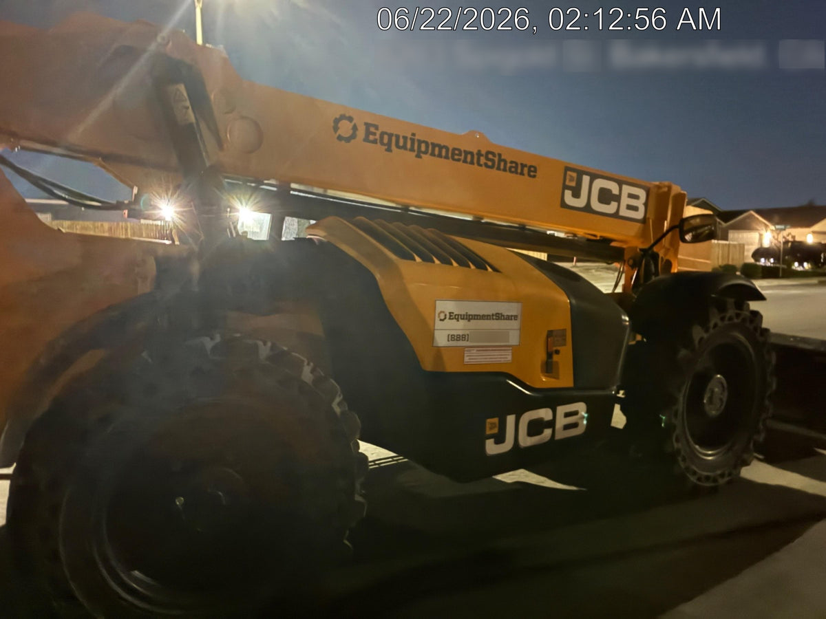 2025 JLG 1001100823