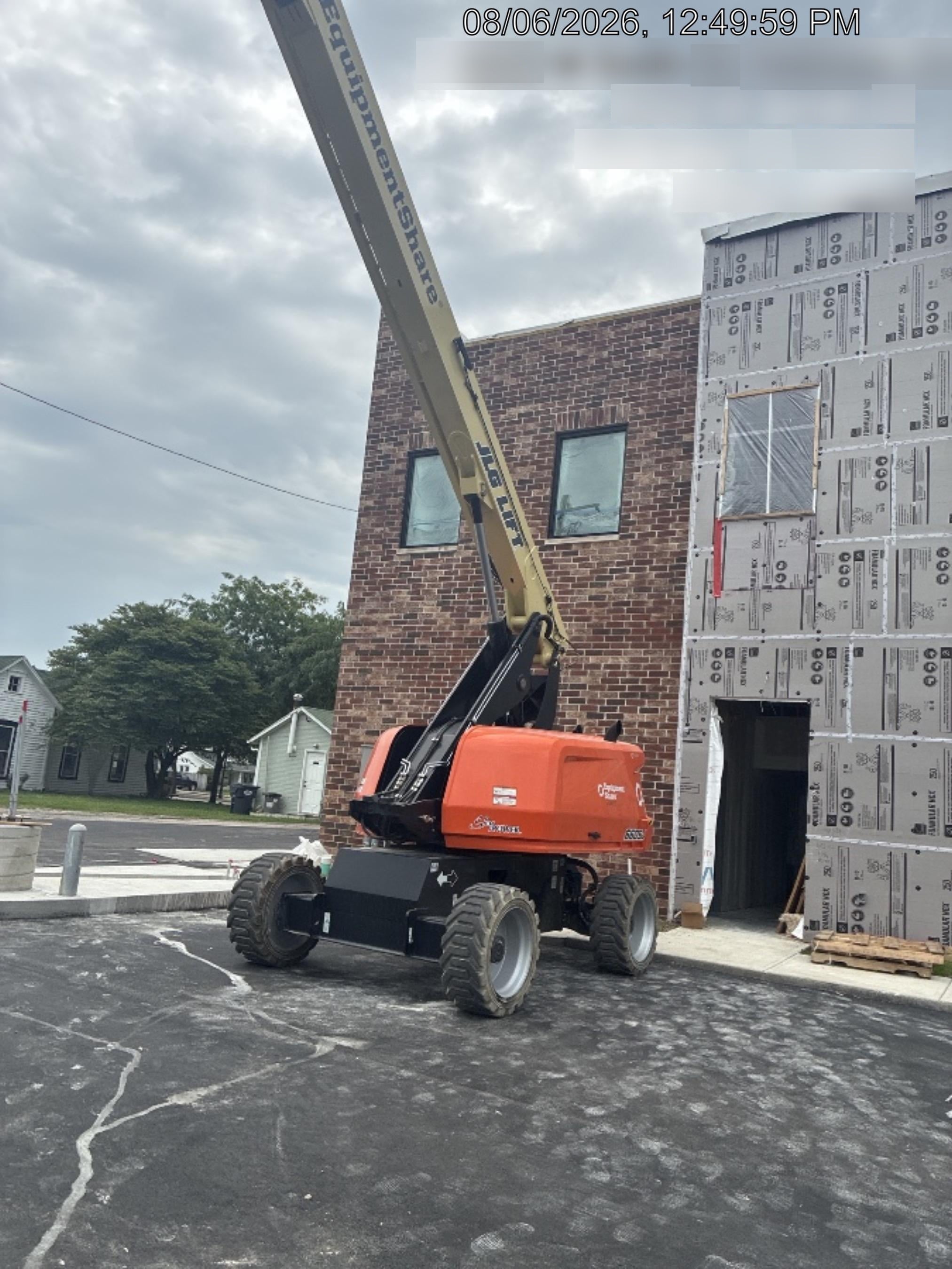 2025 JLG 660SJ