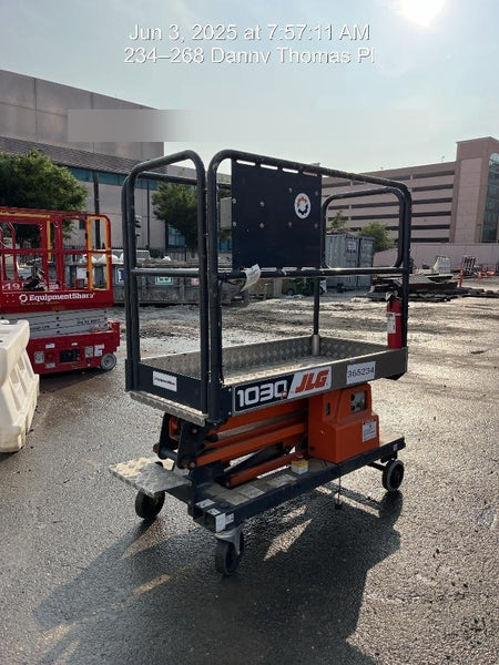 2023 JLG 1030P