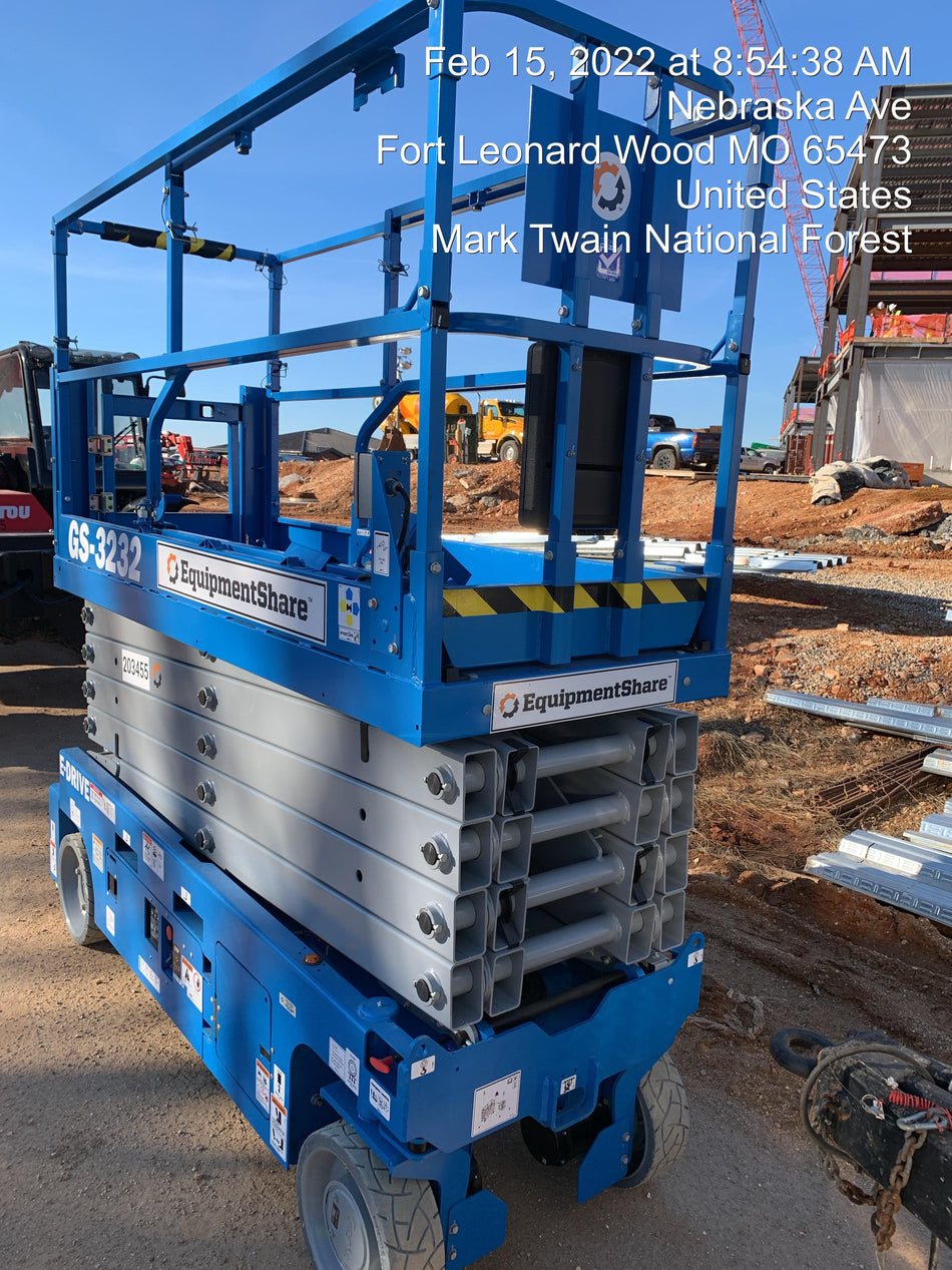 2022 GENIE GS-3232