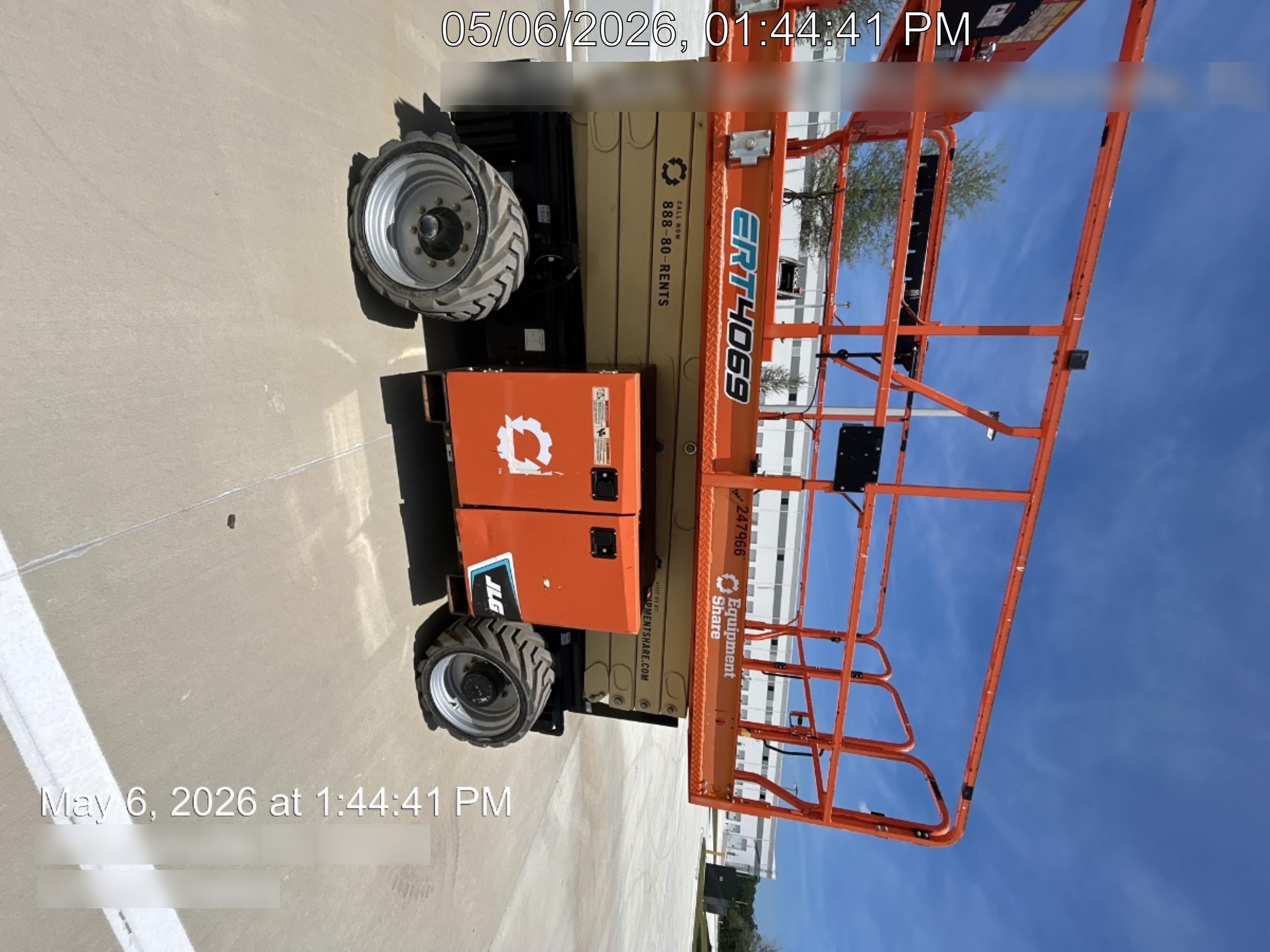 2022 JLG ERT4069