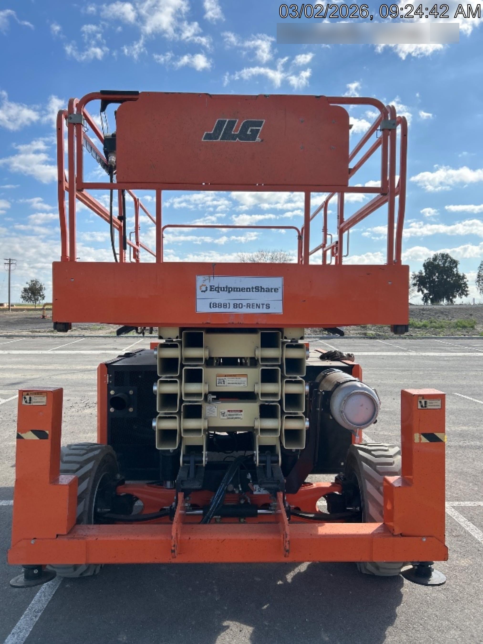 2019 JLG 430LRT