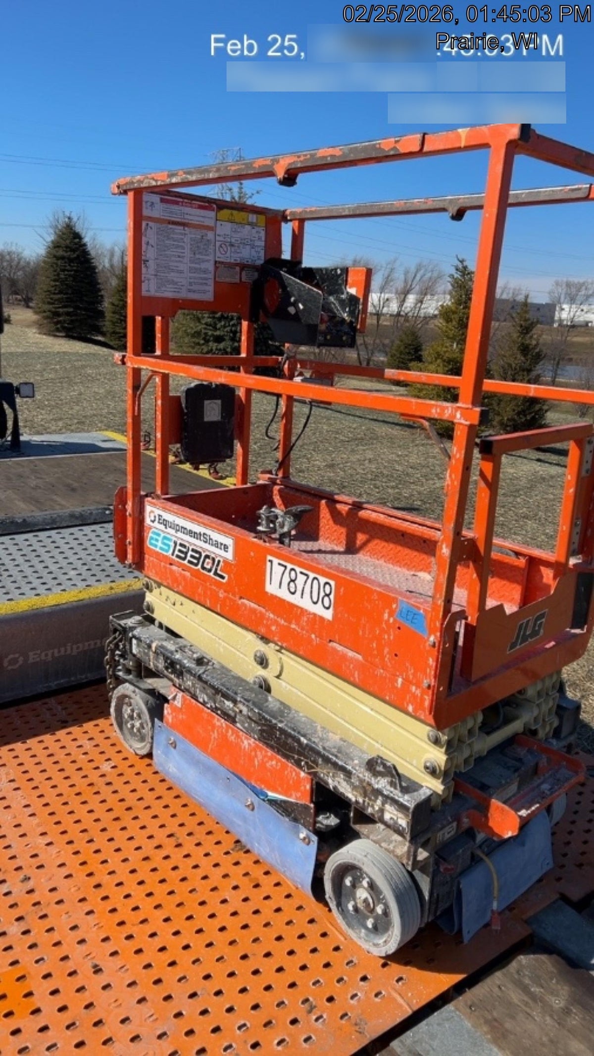 2021 JLG ES1330L