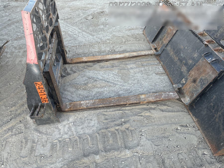 2022 PALADIN 48" Pallet Forks - Paladin