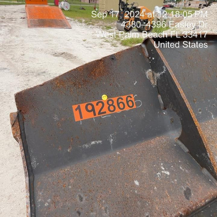 2018 WERK-BRAU 3.5 cu yd Bucket - Werk-Brau