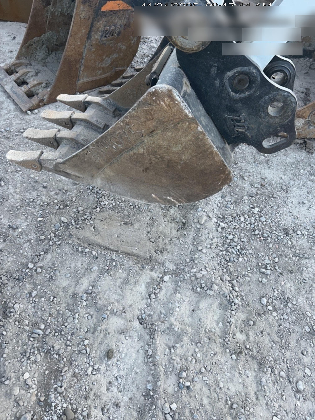 2023 SOLESBEE 18" Bucket - Solesbee