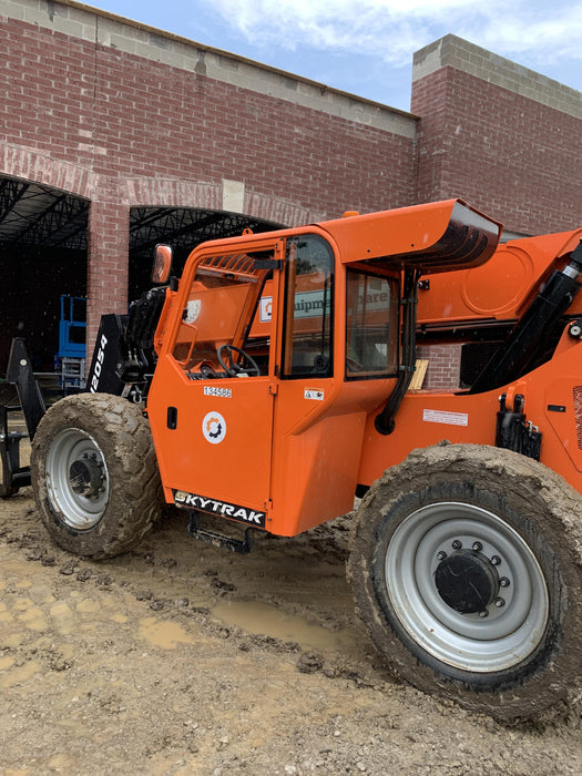 2021 JLG 12054