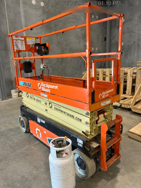 2022 JLG ES2632