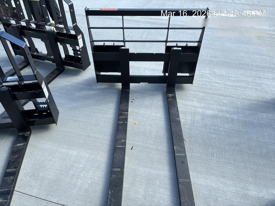 2026 ARROW MATERIAL HANDLING 72" Pallet Forks - Arrow