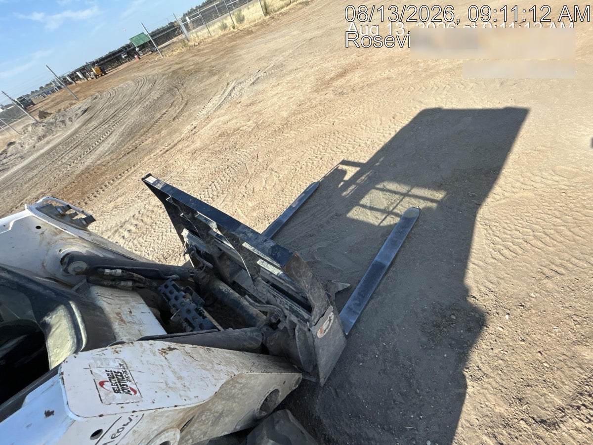 2020 ARROW MATERIAL HANDLING 60" Pallet Forks - Arrow