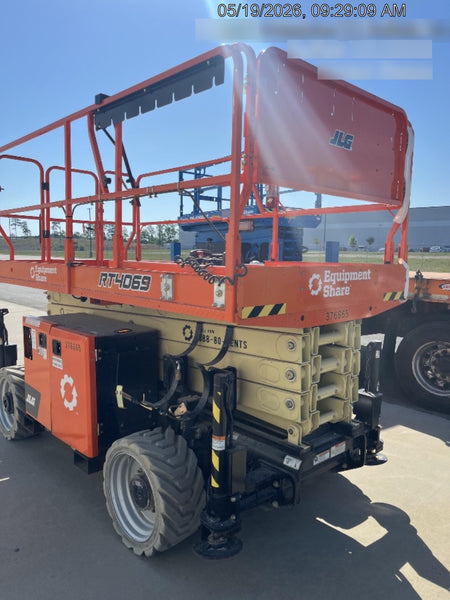 2023 JLG RT4069