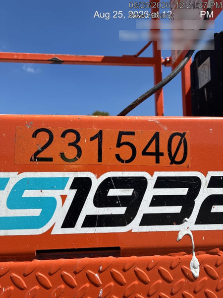 2022 JLG ES1932