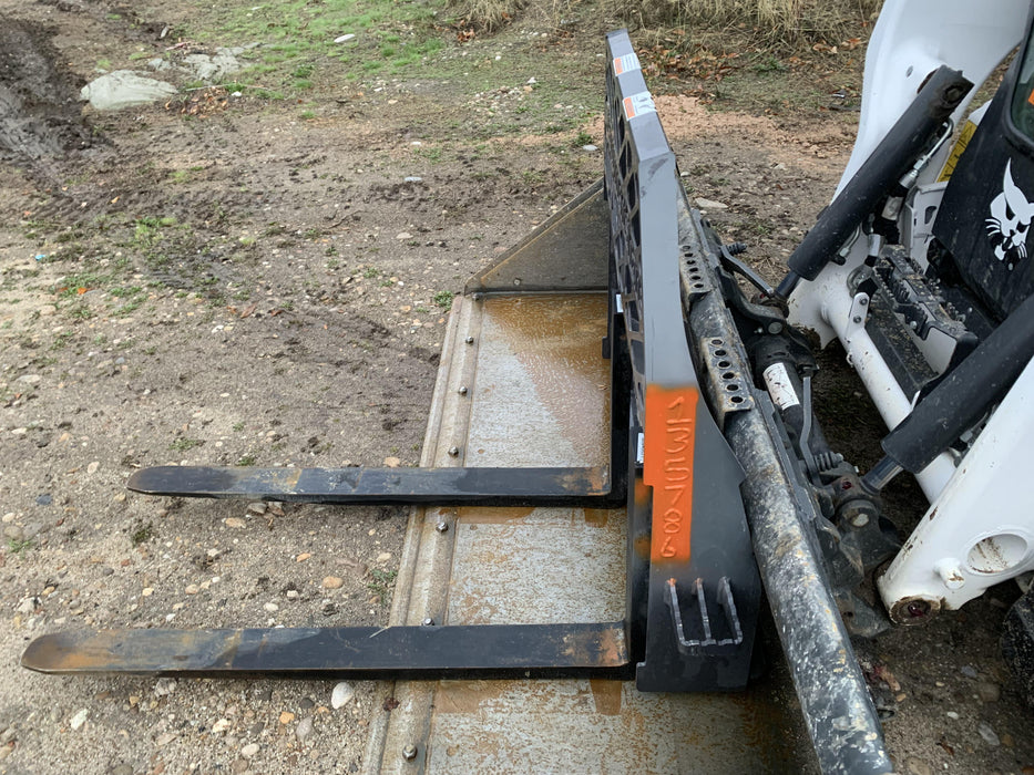 2021 PALADIN 48" Pallet Forks - Paladin