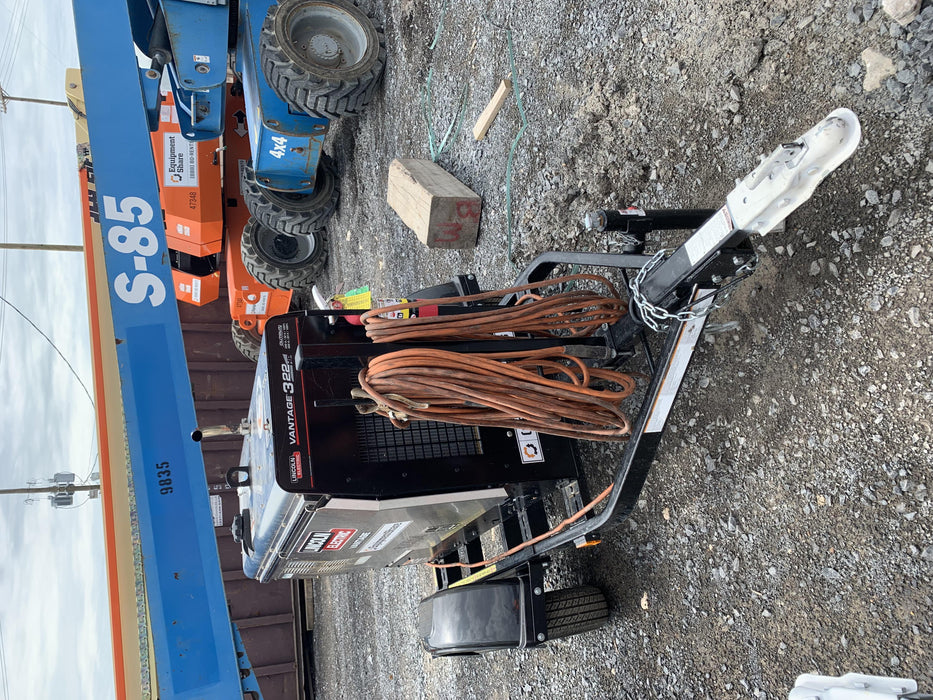 2019 Lincoln Electric Vantage 322 Welder Ready-Pak 3, Two wheel trailer, Fender and Light kit, Cable Rack